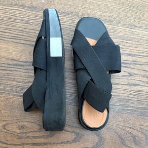 Robert Clergerie Black Cross-Strap Sandals